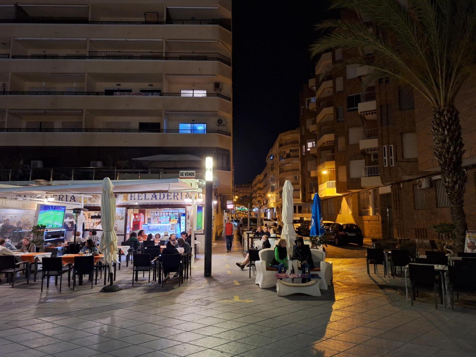 Apartamento 1A Linea Anri Torrevieja Esterno foto